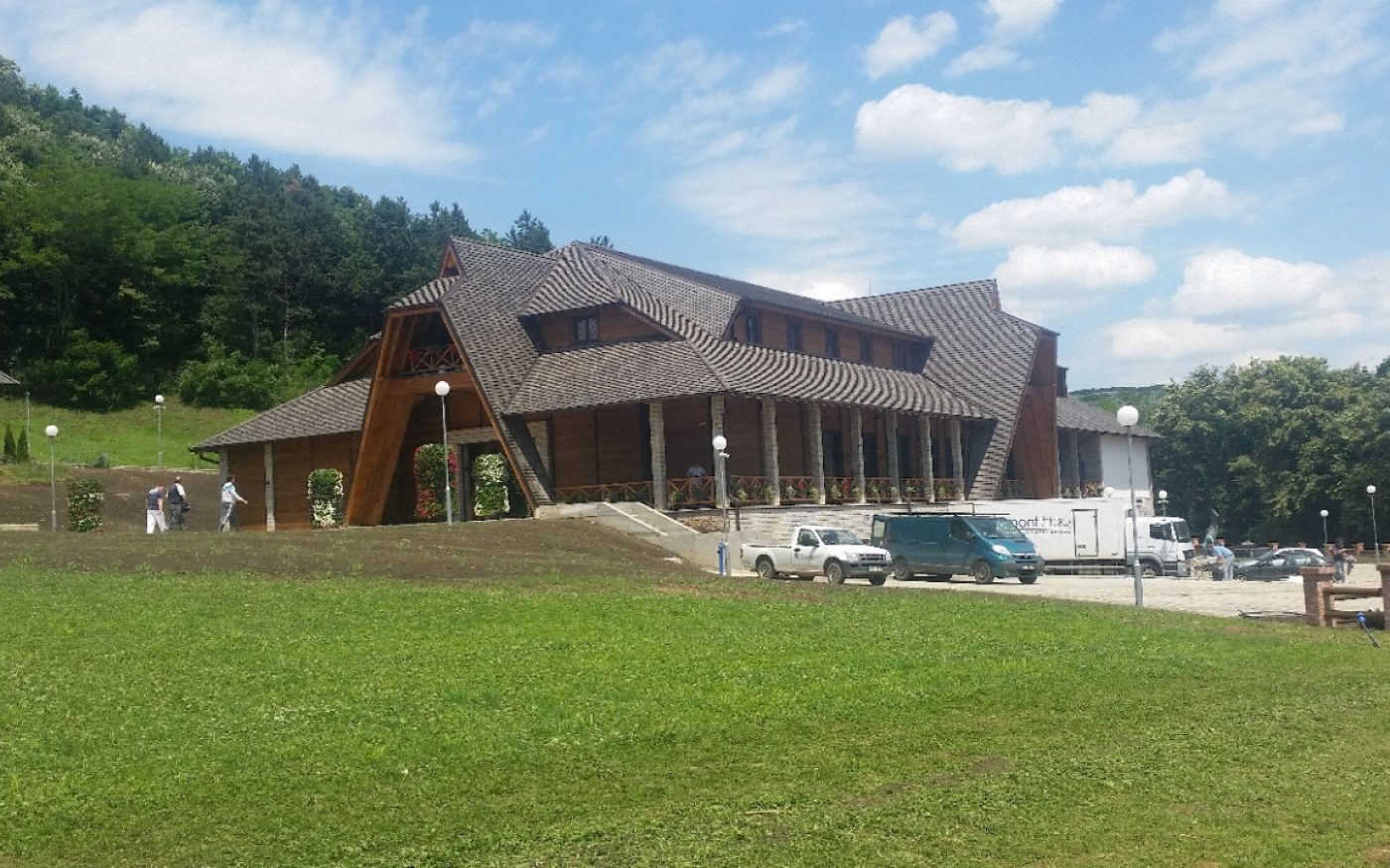 Public building Vrdnička Kula