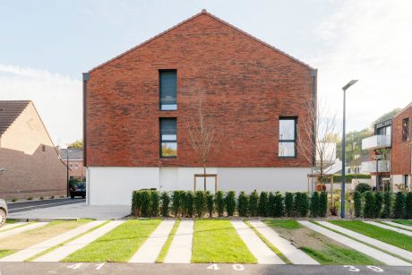 Collective dwellings with 2 or 3 levels. 2 avenue delattre de tassignies 59350 ST ANDRE LEZ LILLE. Porotherm CITIbric, Koramic datura rouge, Terca Pagus brun rouge illuzo.