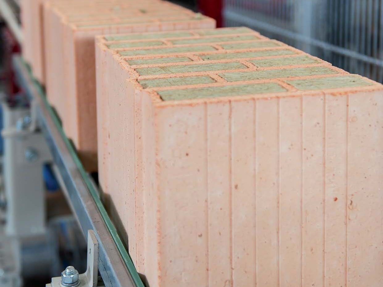 Production brick Porotherm T Profi