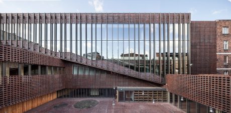 University of Silesia Faculty of Radio and Television; Brick Award 2020 Category "Sharing Public Spaces"; Architects: BAAS Arquitectura, Grupa 5 artchitekci, Maleccy biuro, Photo:  Adrià Goula